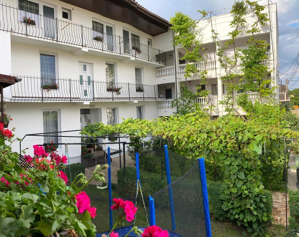 Casa Ciobi Hotel 2 ไม ภายนอก รูปภาพ