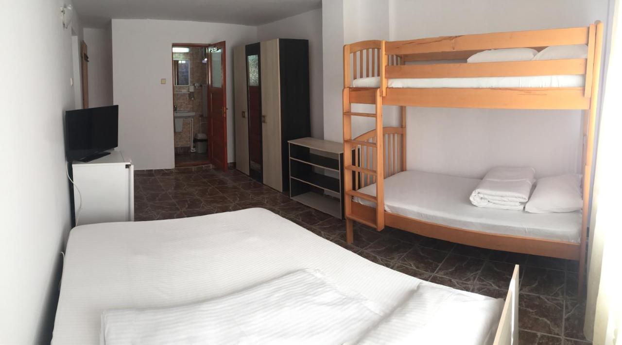 Casa Ciobi Hotel 2 ไม ภายนอก รูปภาพ